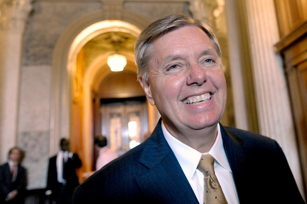 Aortic tear blamed in Sen. Lindsey Graham’s sudden death is a fast-killing emergency