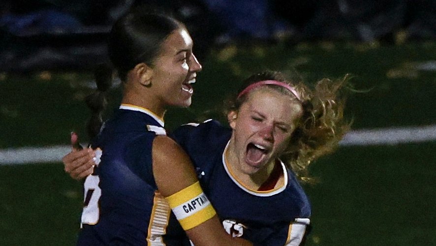 Notre Dame girls soccer’s Cemelli answers in 36 seconds, secures playoff win over Palisades