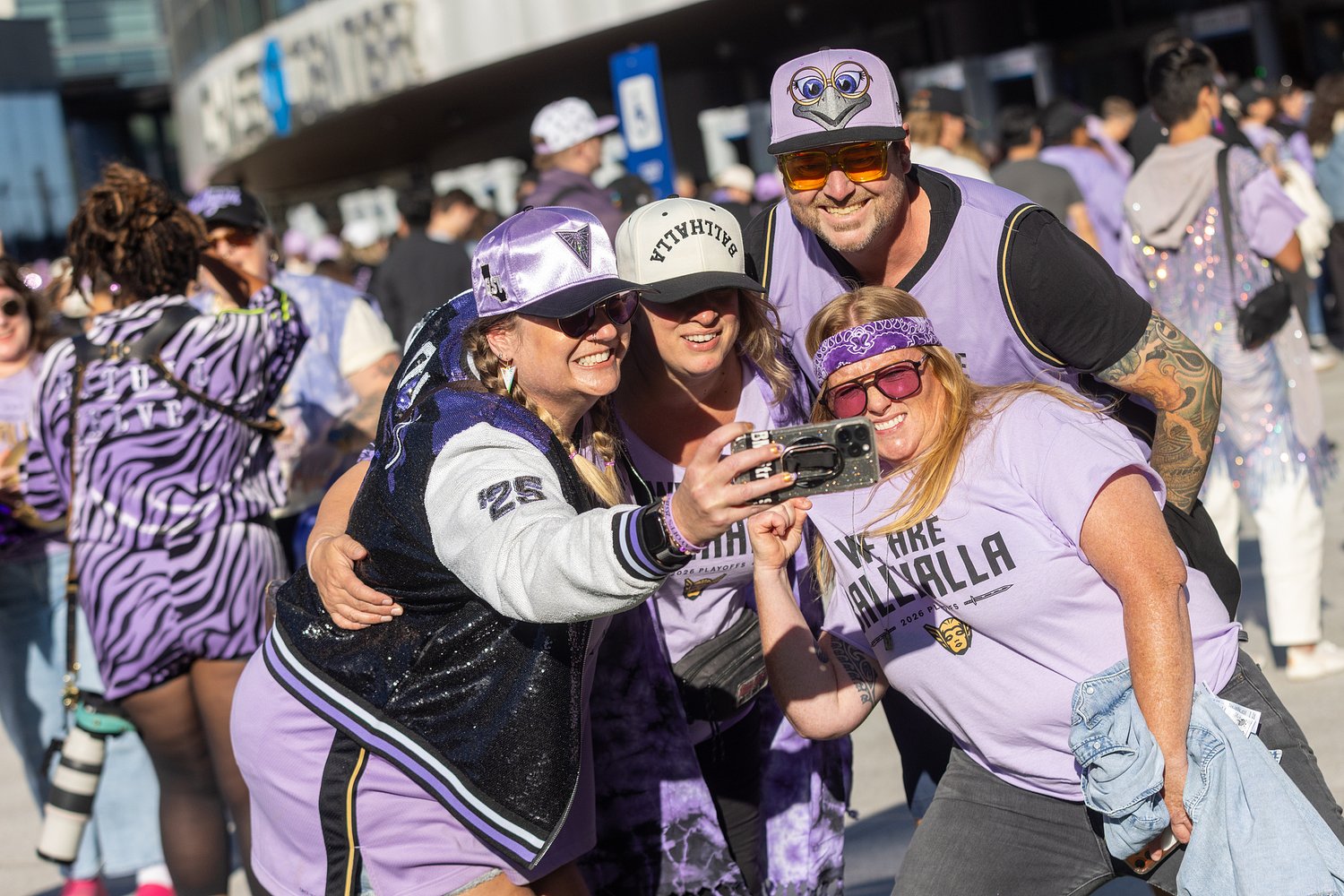App exclusive: See the raucous 'Ballhalla' crowd from Game 2 of WNBA Finals