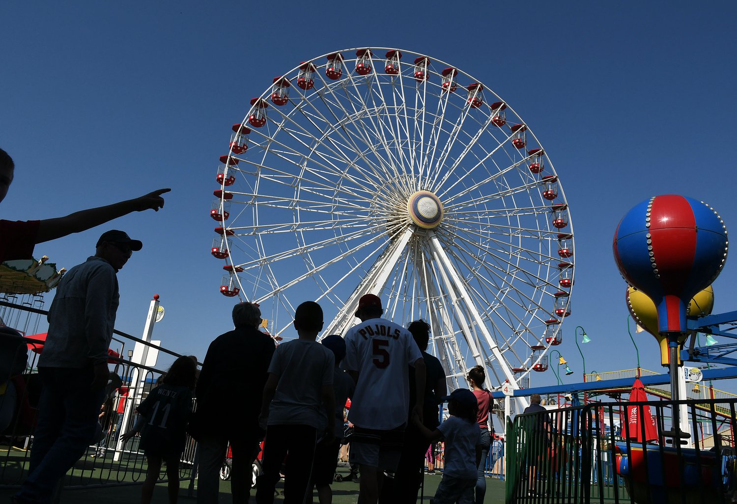 Beloved Jersey Shore attraction faces demolition as shuttered theme park crumbles