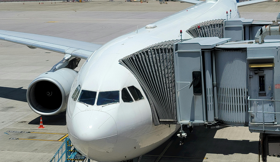 Over 1,797 flights delayed, 291 canceled amid widespread U.S. travel disruptions