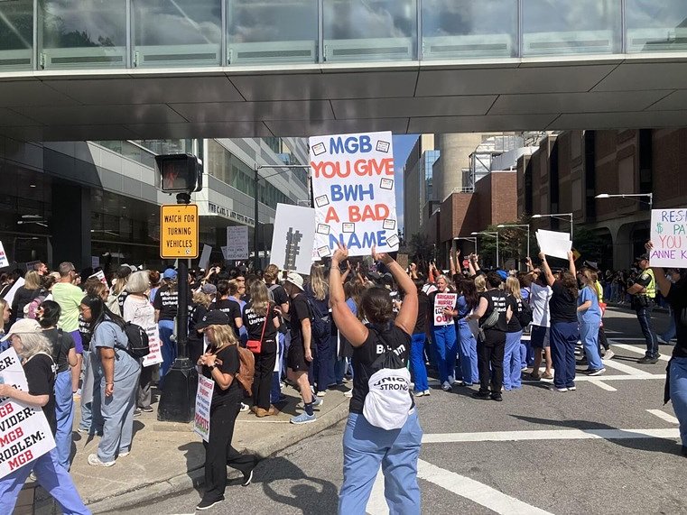 Medical influencer speaks on Boston hospital strike: ‘Love you Massachusetts’