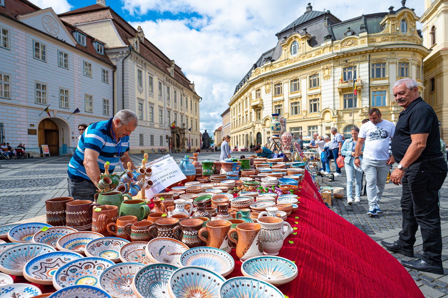 Târgul Olarilor revine în Piața Mare din Sibiu: ediție aniversară cu aproape 100 de meșteri