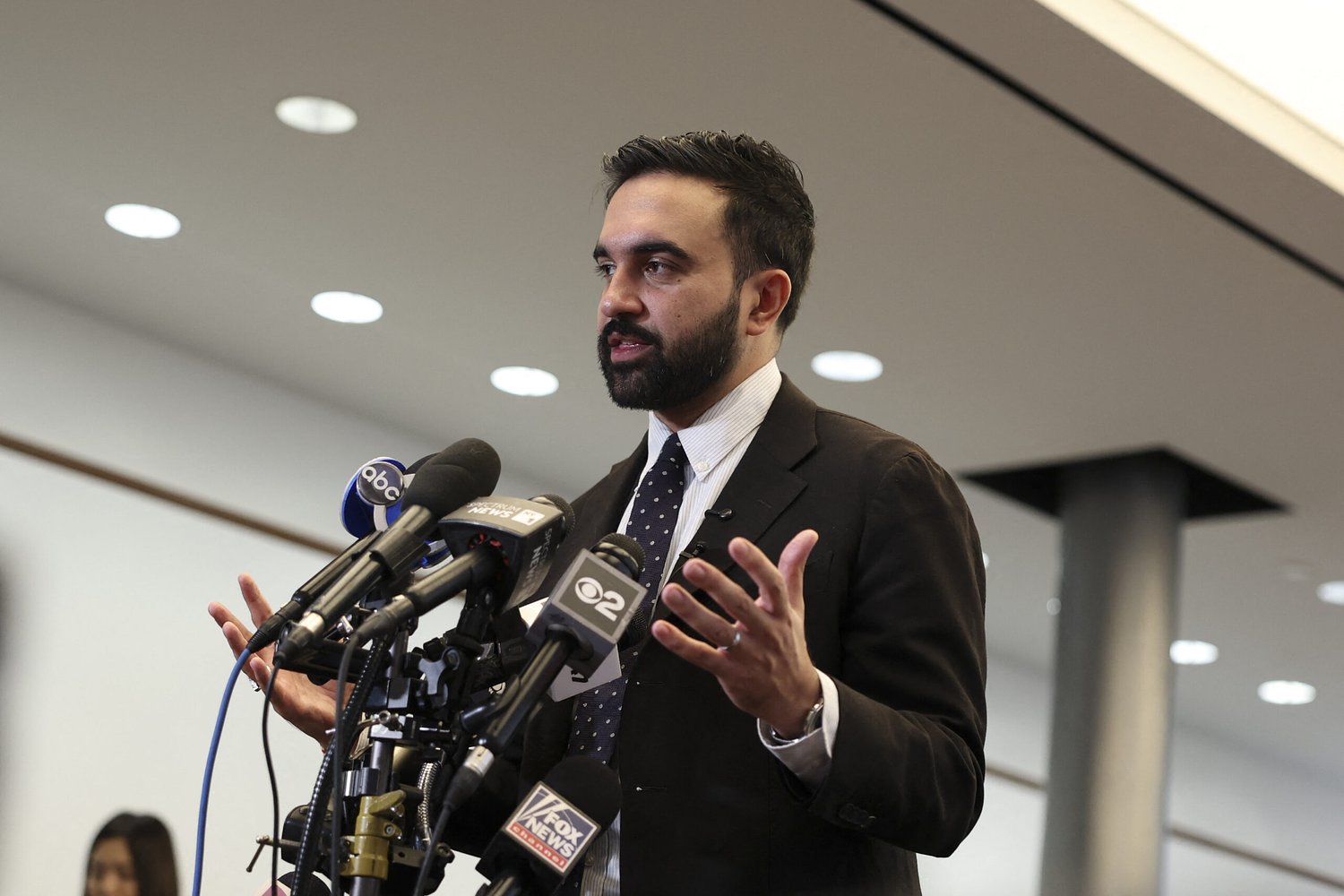 Zohran Mamdani stands by embattled Graham Platner advisor
