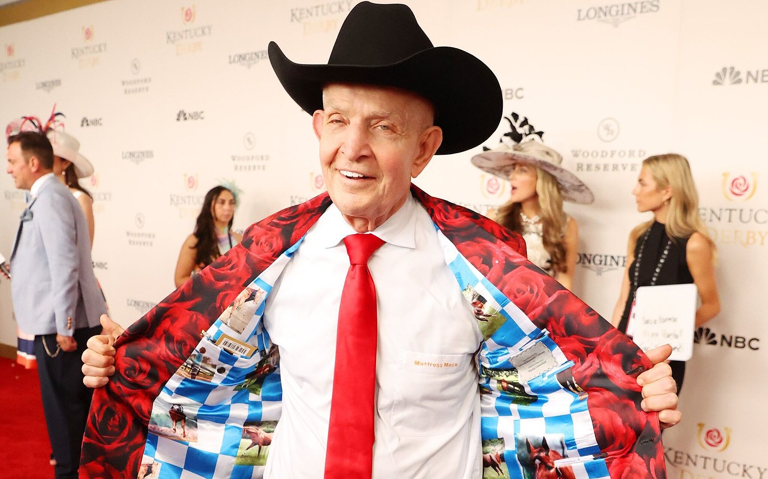 Mattress Mack's former horse trainer eyes return after controversial firing