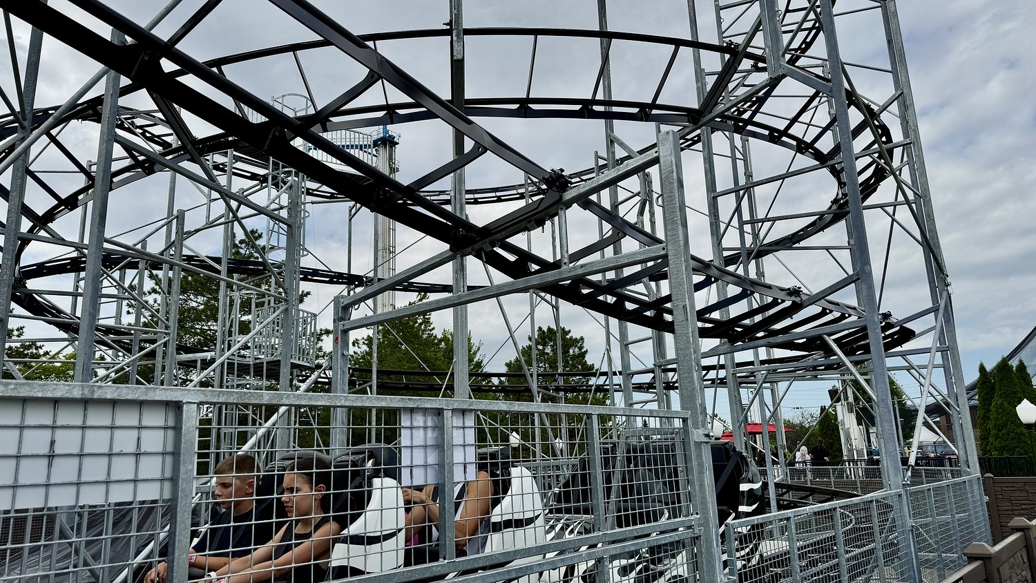 New roller coaster debuts at Metro Detroit amusement park