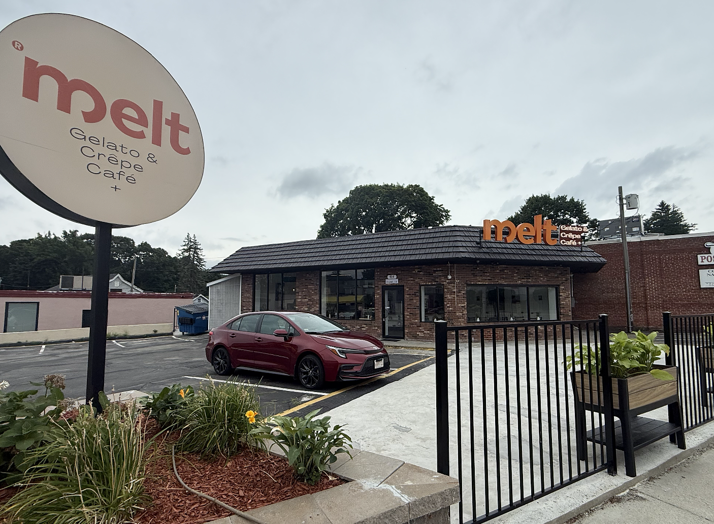 Crêpe and gelato restaurant opens second location in Worcester