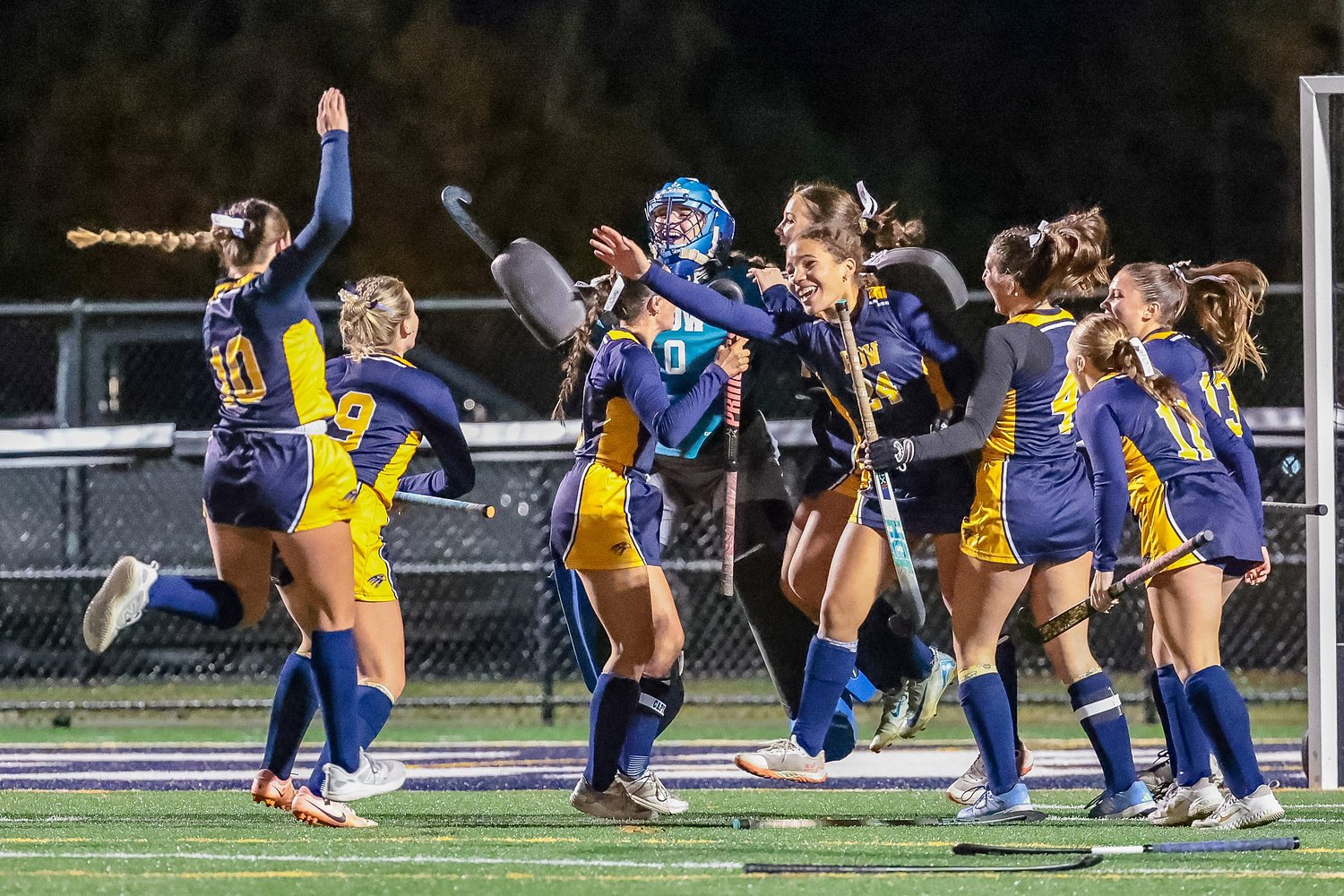 Bow field hockey overpowers Hanover with gritty play in 3-1 semifinal win