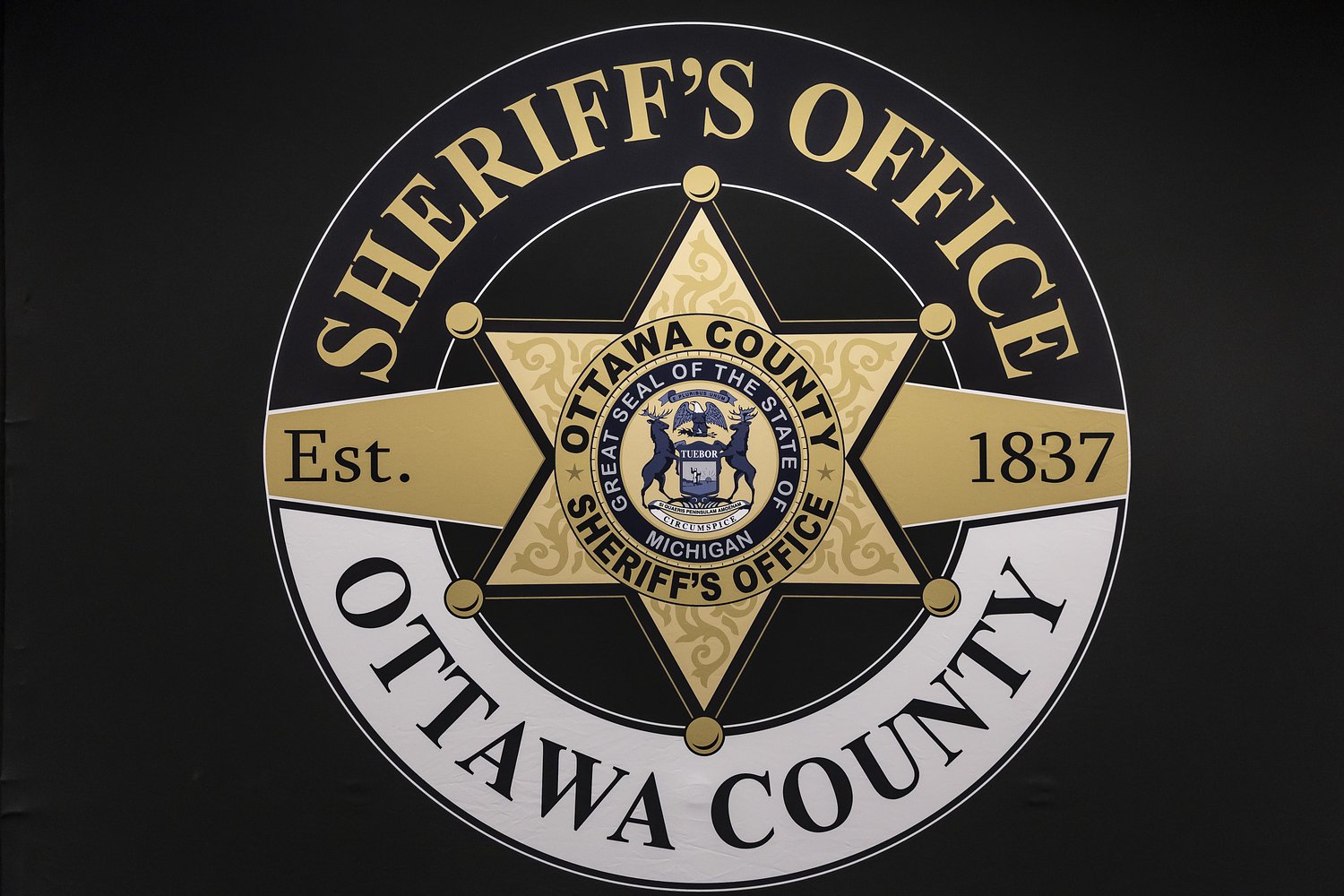 U.S. 31 closes in Ottawa County as deputies respond to shots fired in camper