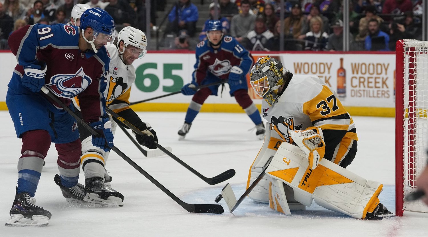 Avalanche rally past Penguins 5-2 as MacKinnon posts 3 assists and a goal