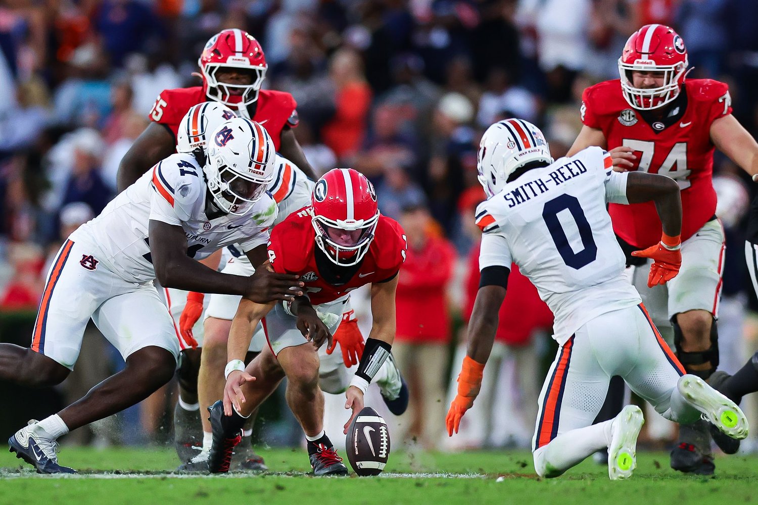 Georgia's Gunner Stockton loses last-minute fumble to cap 3-turnover day in painful loss to Auburn