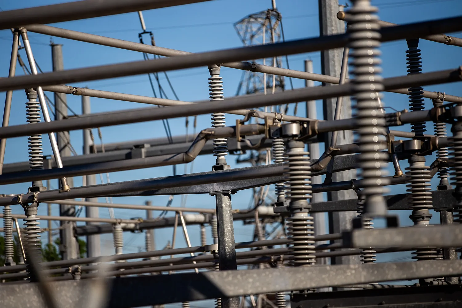Texas cities say Abbott’s proposal to disband their electric companies won’t lower costs
