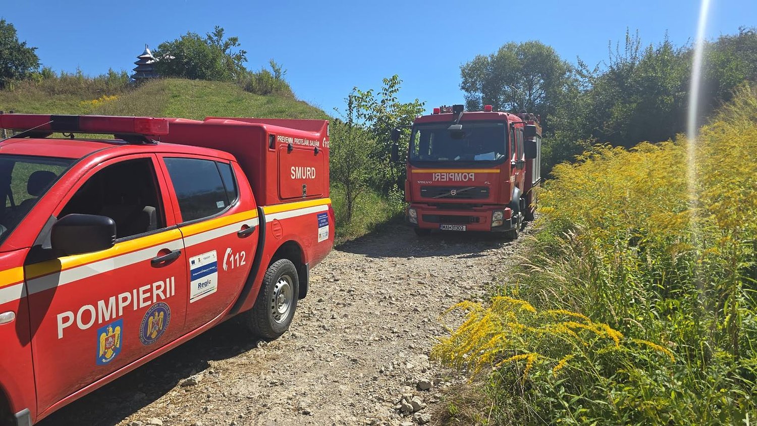 Bărbat mort la Brateiu: s-a răsturnat cu un tractor / foto UPDATE