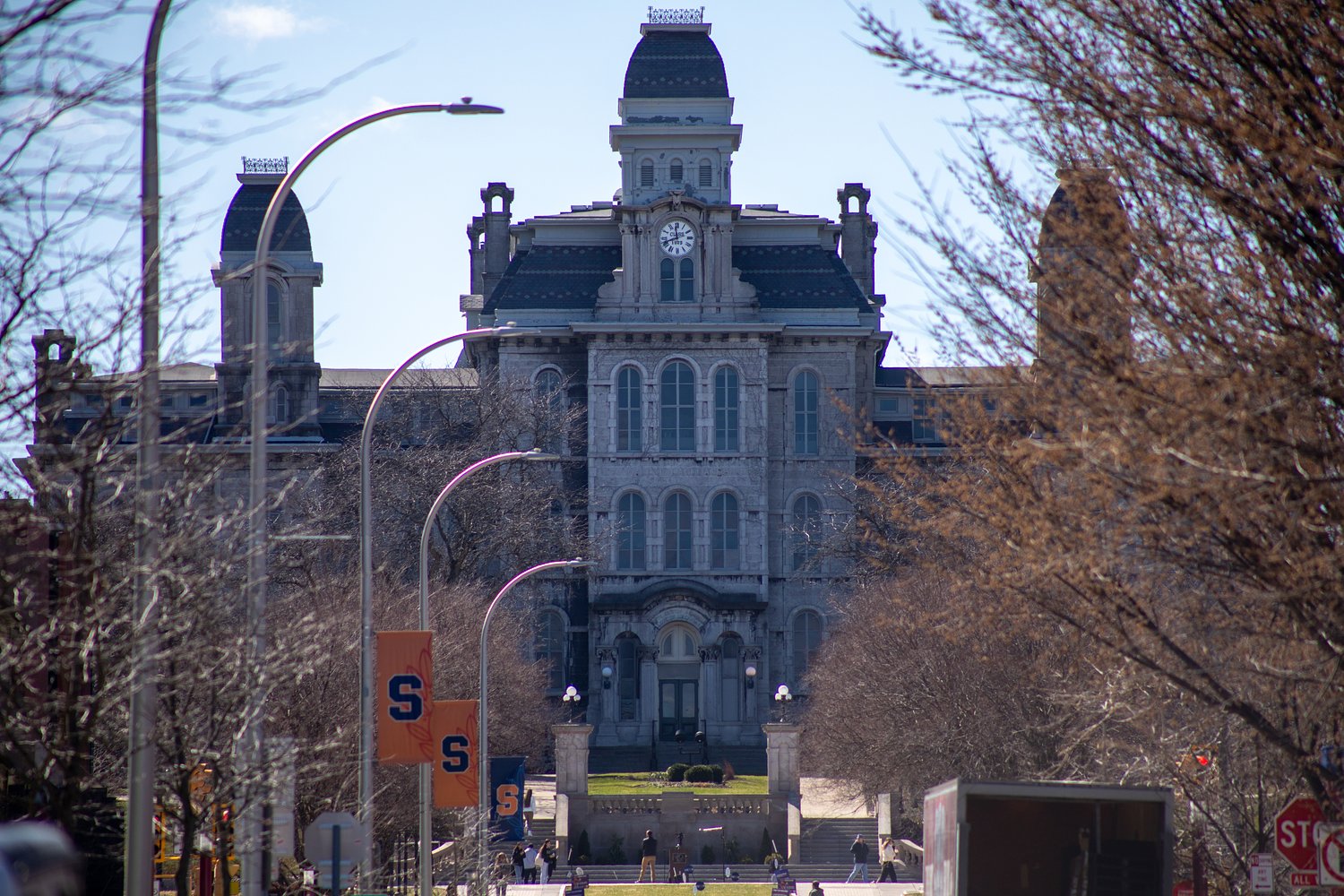 Syracuse University launches artificial intelligence research institute