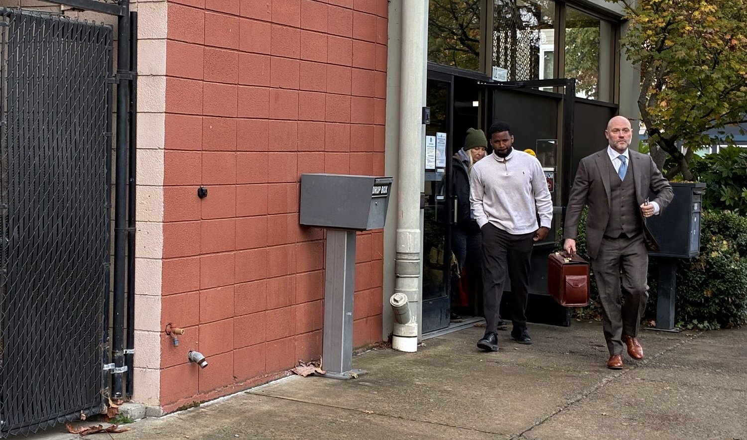 Ducks football coach’s lawyer tells judge no injuries occurred in DUII crash