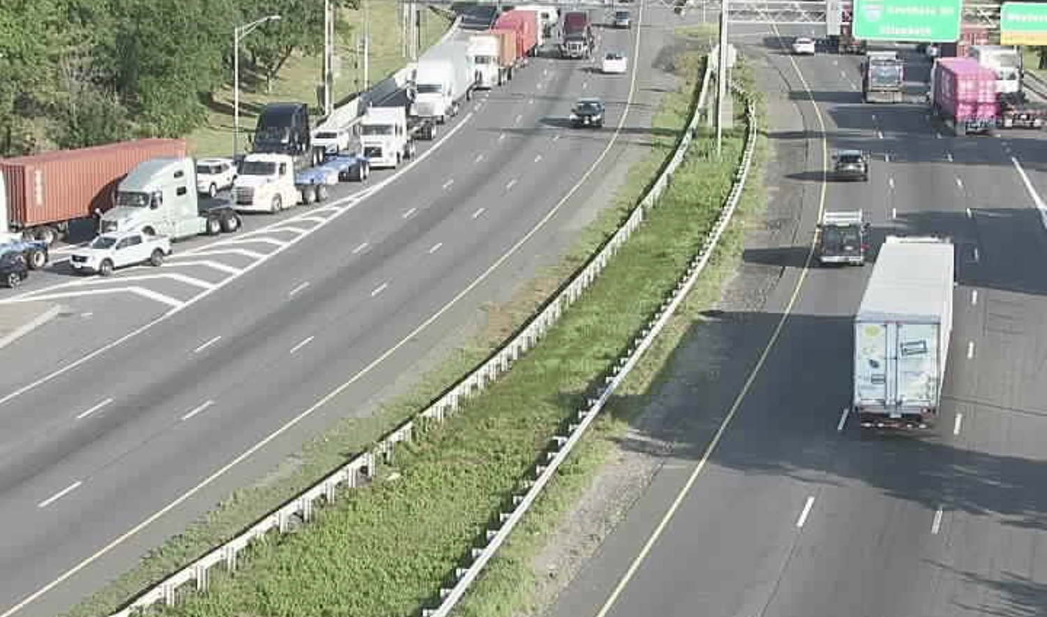 Staten Island Expressway truck traffic causing delays on Goethals Bridge