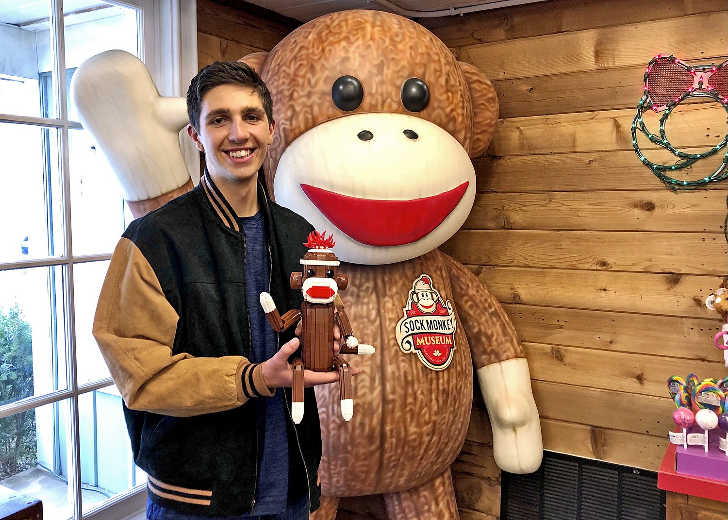 Custom Lego sock monkey – creation of Lake in the Hills man – builds following piece by piece