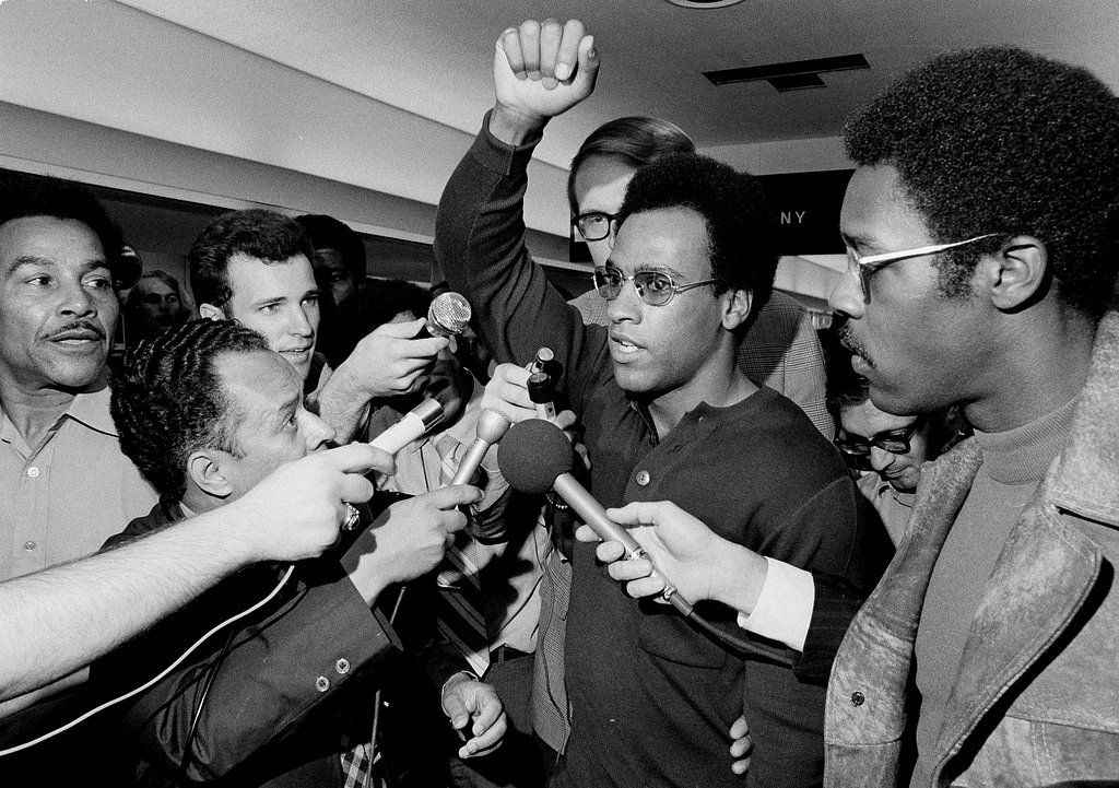 Black Panther Party stalwarts to celebrate 1966 founding in Oakland, programs that aided the poor