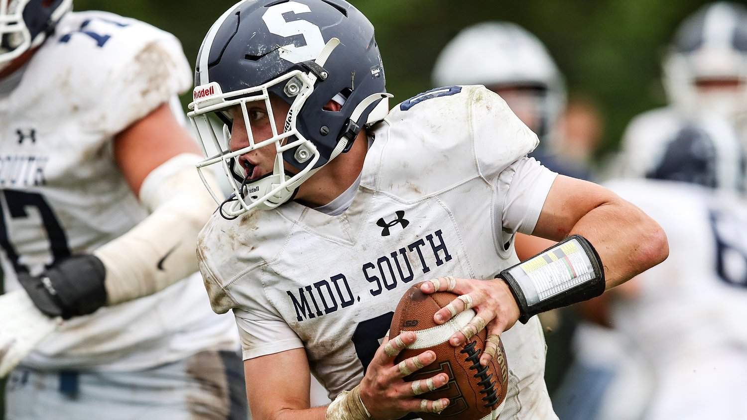 Middletown South shakes off slow start to down Ridge in N1G4 football quarterfinal