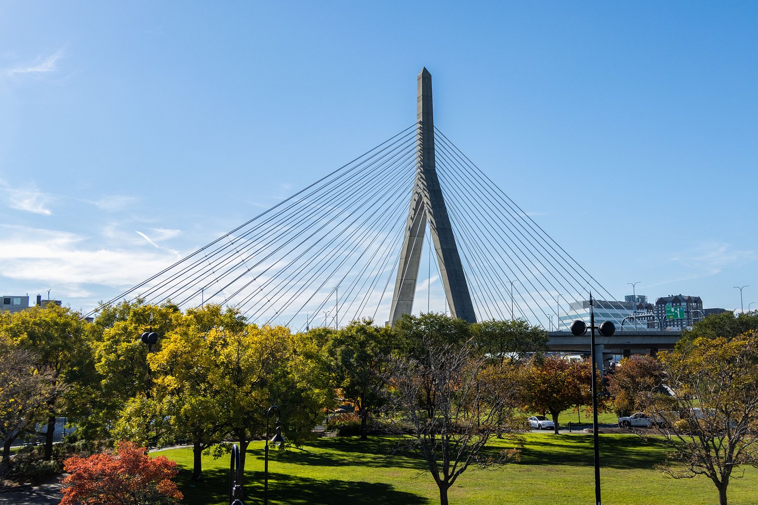 Mass. weather: Warm Friday before cold Halloween weekend