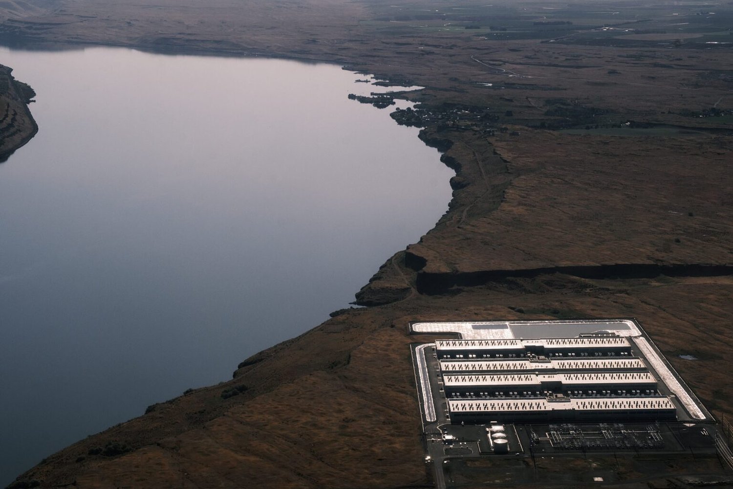 Governor’s data center committee raises concerns about tax breaks, water use