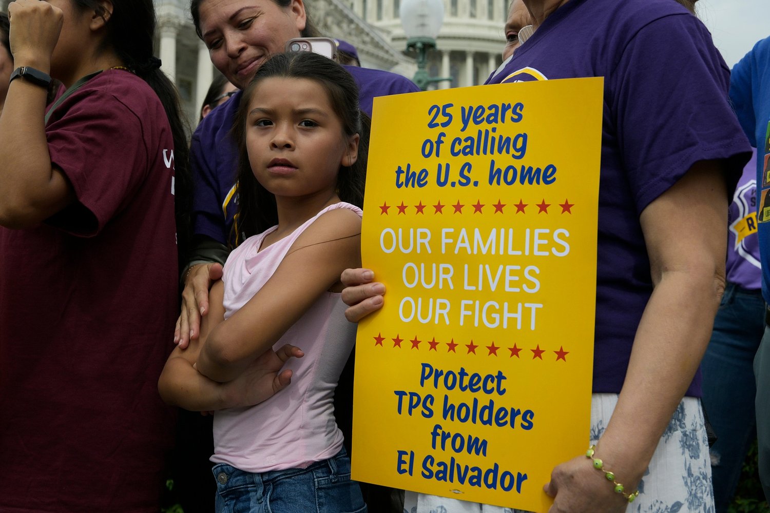Trump Holds Off on Deporting Salvadoran Immigrants
