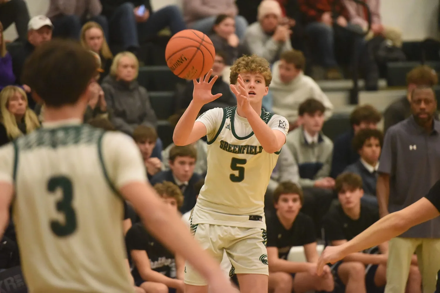 H.S. Roundup: Grayson Thomas scores 32 points in win for Greenfield boys basketball