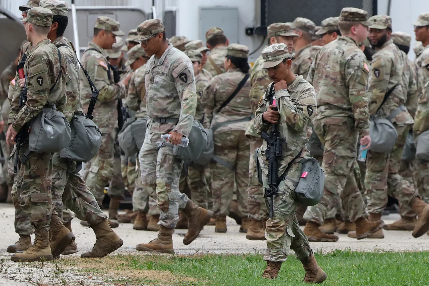 Texas National Guard troops to be recalled from Illinois soon, according to reports