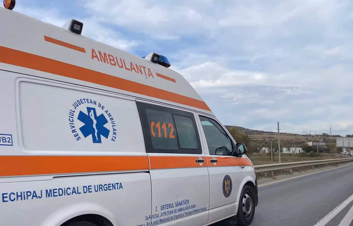 Accident pe DN14 la Șura Mare: șoferiță dusă la spital