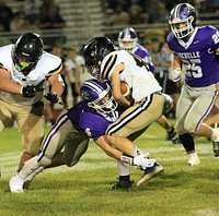 Aiden Wild, Lena-Winslow out-muscle Rochelle