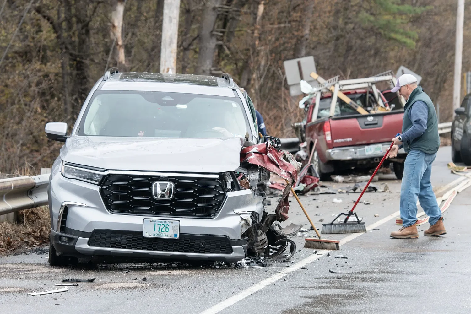 Two people extracted from vehicles after head-on crash in Boscawen
