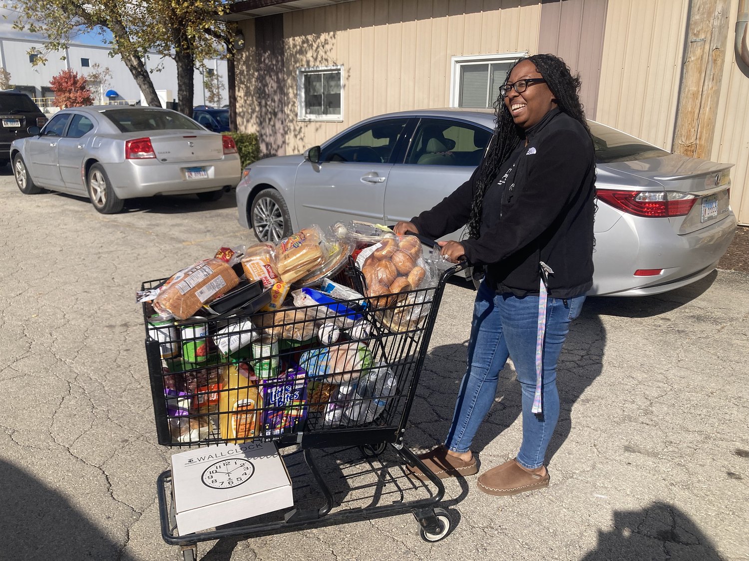 ‘I hope we have enough’: Demand rises at Will County food pantries with SNAP uncertainty