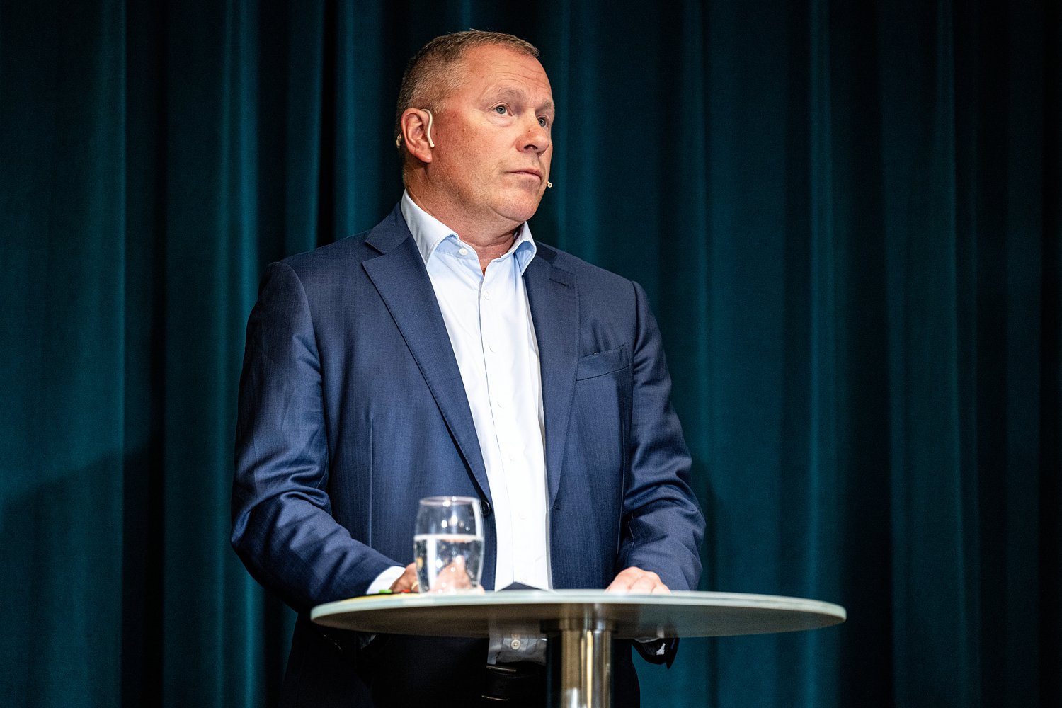 Norway’s sovereign wealth fund cuts Israeli holdings, while courting top American pro-Israel execs