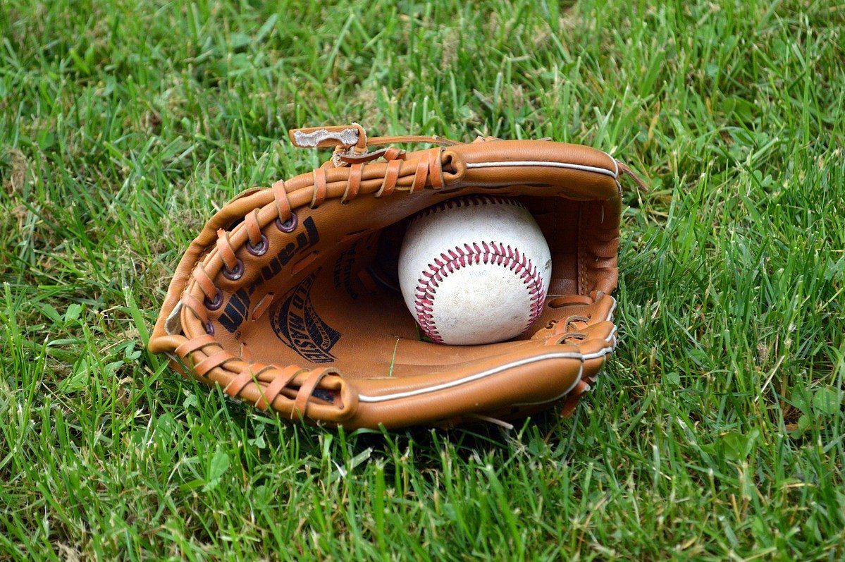 Scarborough native sparks 19-hit attack as Endicott baseball routs Husson in regional opener