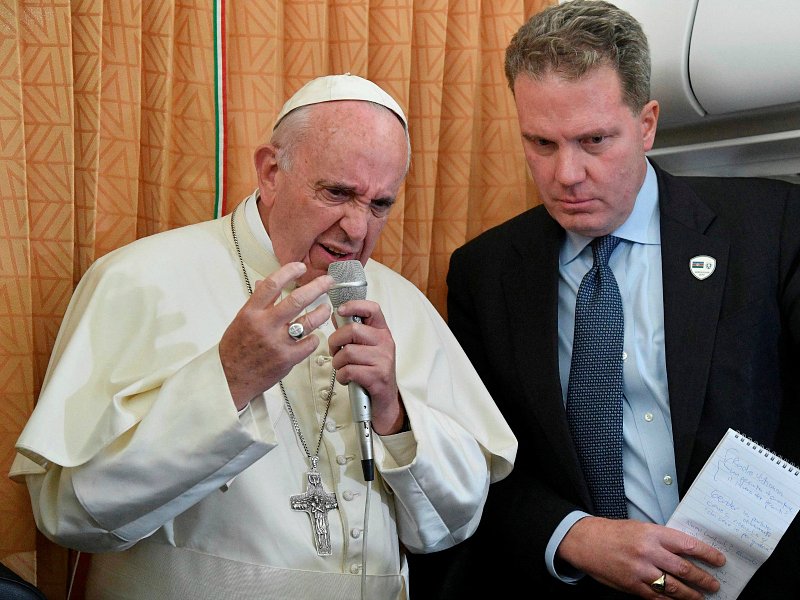 Pope Francis eases sainthood process for murdered priest