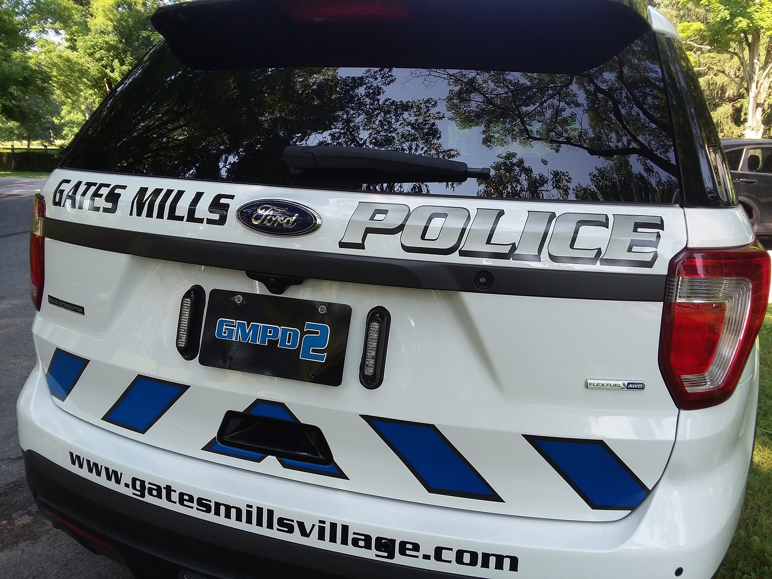 Drunk driver taken to hospital after crashing into ditch: Gates Mills Police Blotter