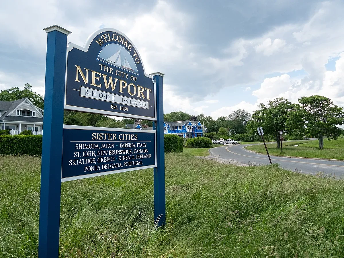 Notes: Newport City Council meets tonight at Pell Elementary School