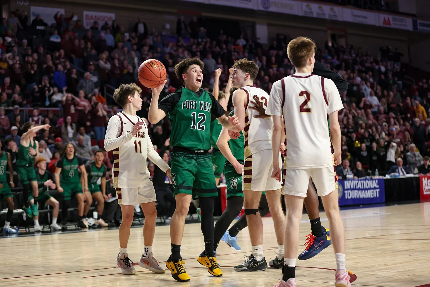 Fort Kent wins regional title with epic buzzer-beater from Aden Jeffers