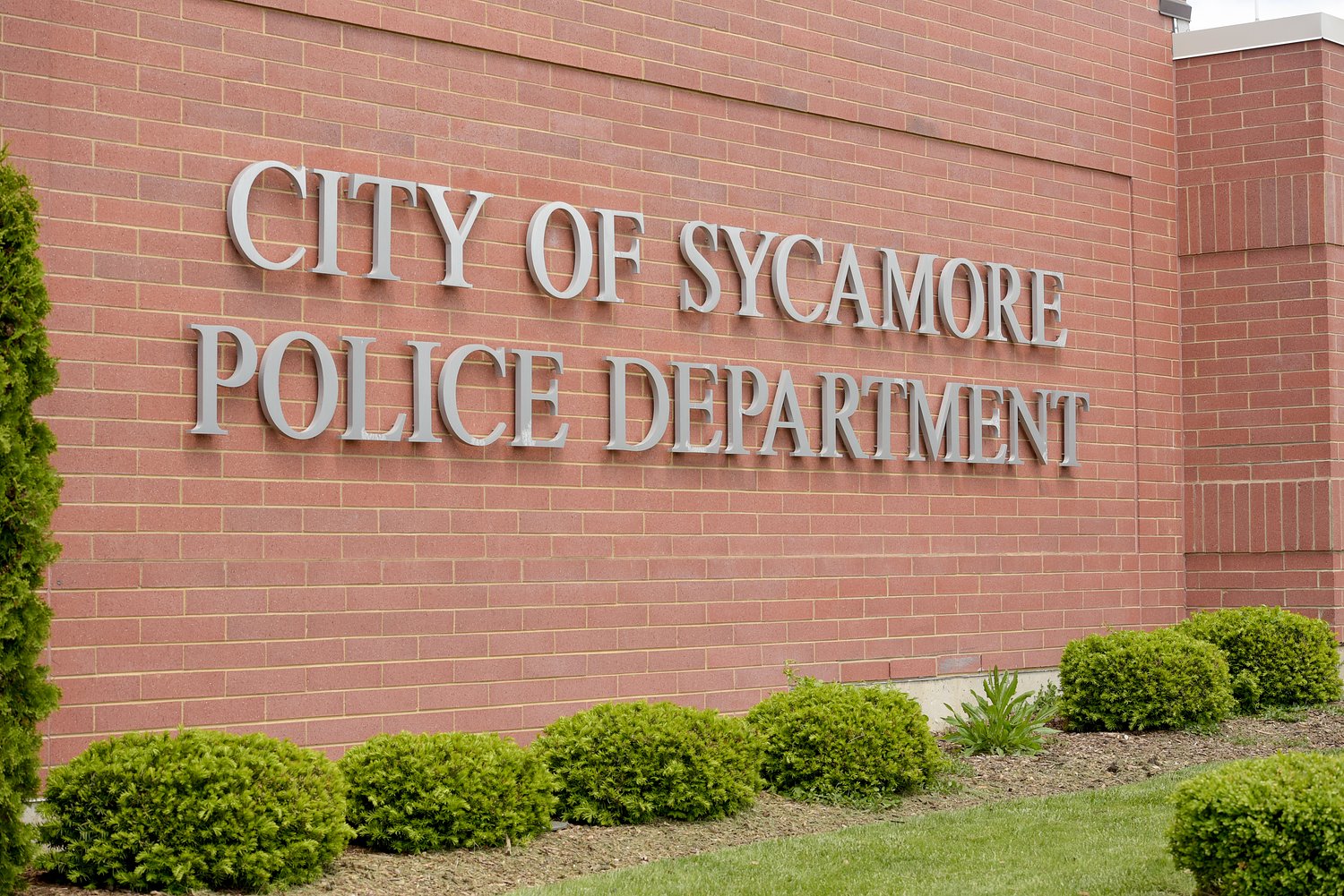 Motorcyclist killed in Sycamore crash was NIU student