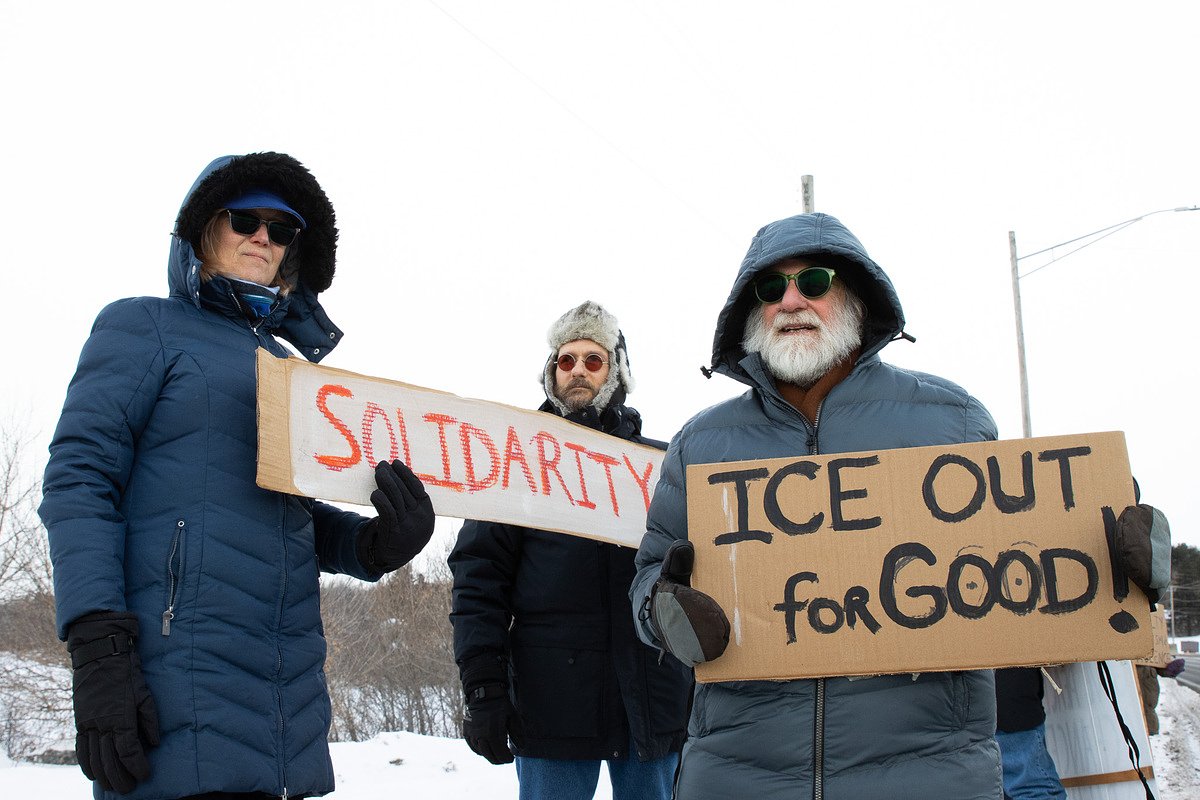 Presque Isle group protests ICE tactics in Maine and Minnesota