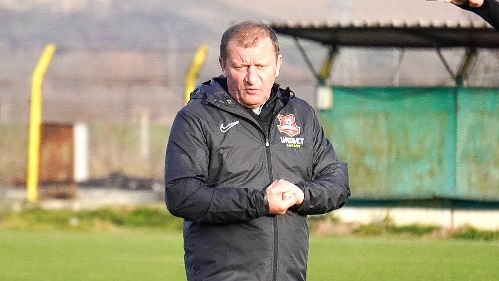 “Neamțul” îl înțeapă pe “Măldă” și schimbă sistemul cu 3 fundași la FC Hermannstadt: “Nu a funcționat” / video