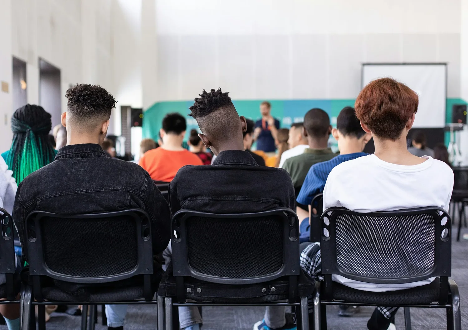 Research study: Children of global majority benefit from in person mental health programs