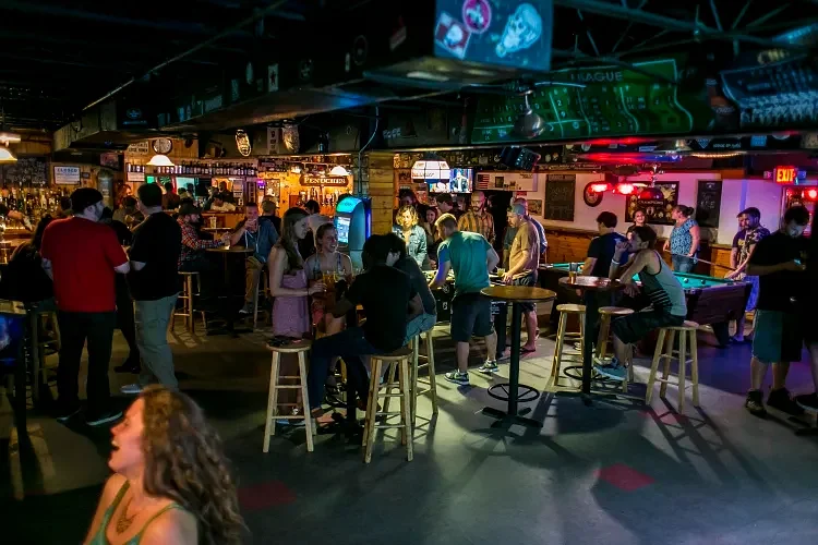 Arts Ahead: Photo flea market, live music, clothing swap and more