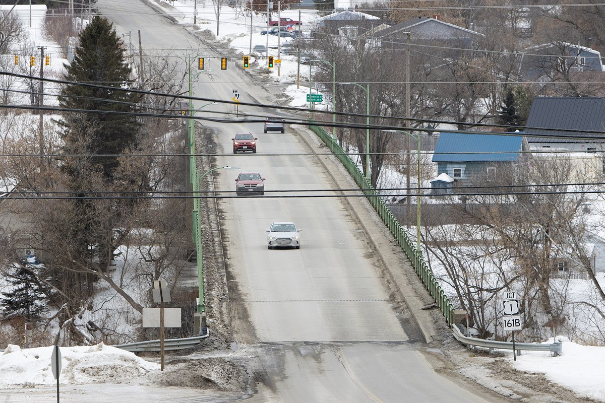An Aroostook bridge needs repairs that could disrupt 2 communities for months