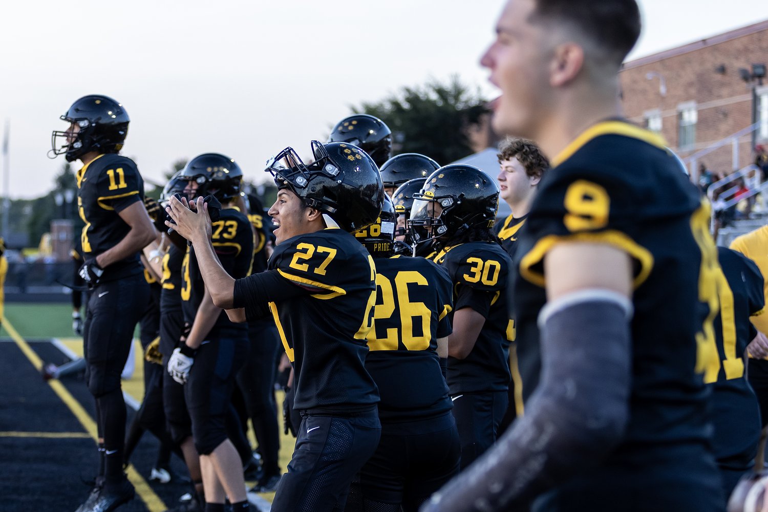 3 Joliet West quarterbacks throw TDs in 30-22 win over Plainfield South