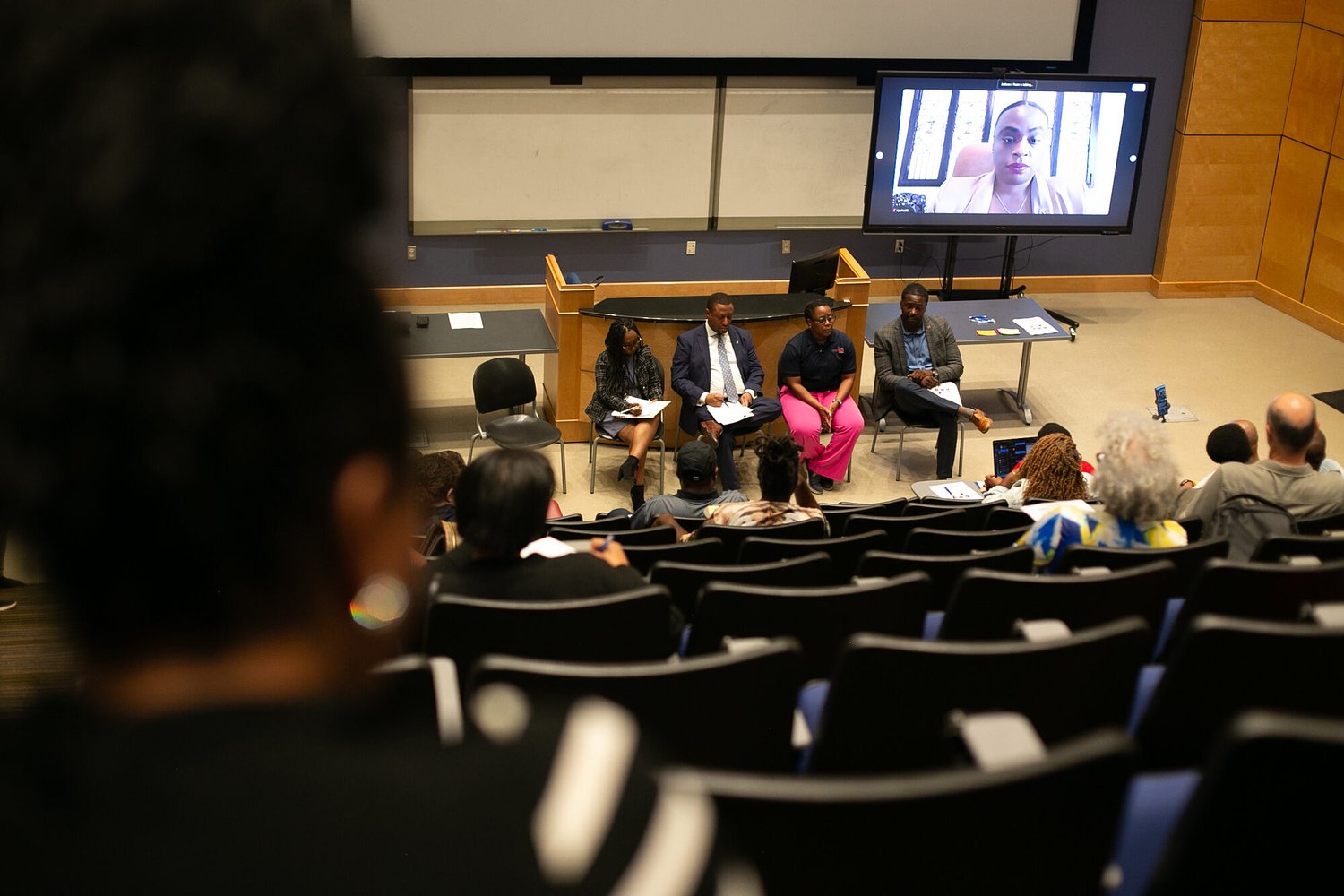 Residents still have questions after Jackson data center forum