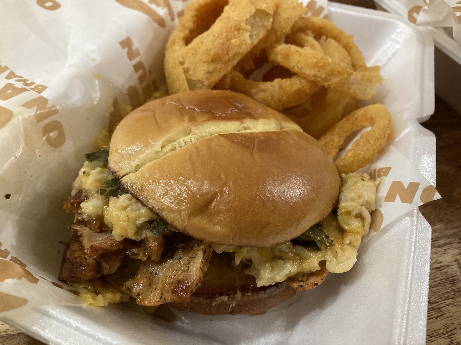 Awesome burgers, super sandwiches are big deals at this Alabama restaurant