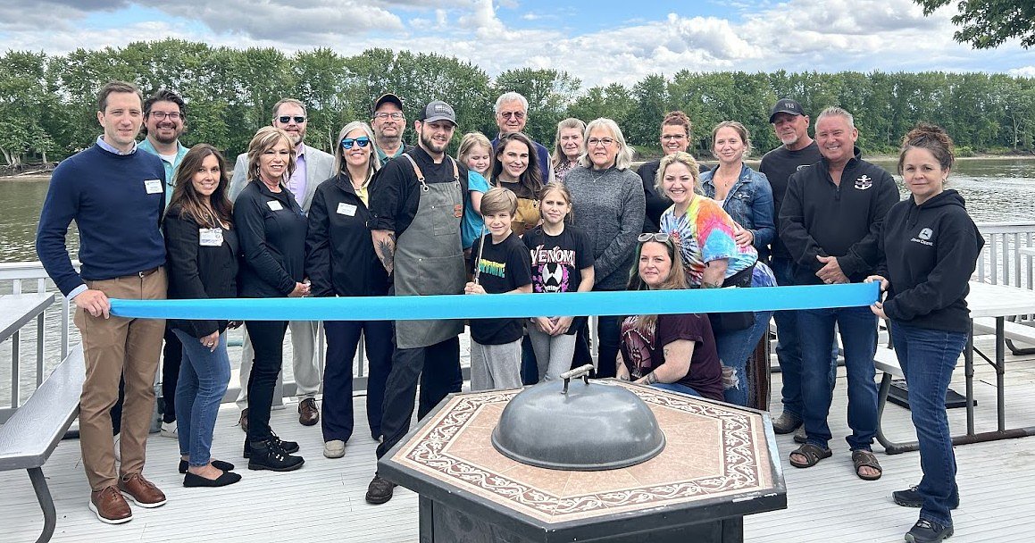 Peru waterfront restaurant closes for season