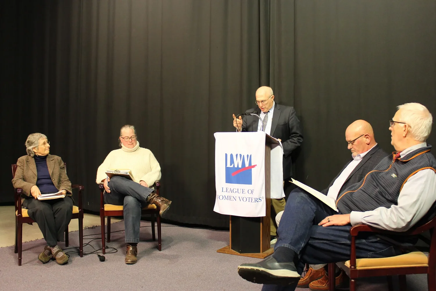 Opposite ends of Hope Street ballot question face off in debate