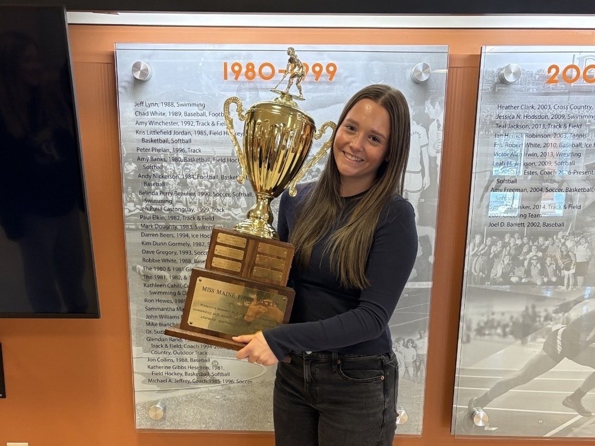 Brewer goalie takes home top Maine field hockey award by thinking like a goldfish